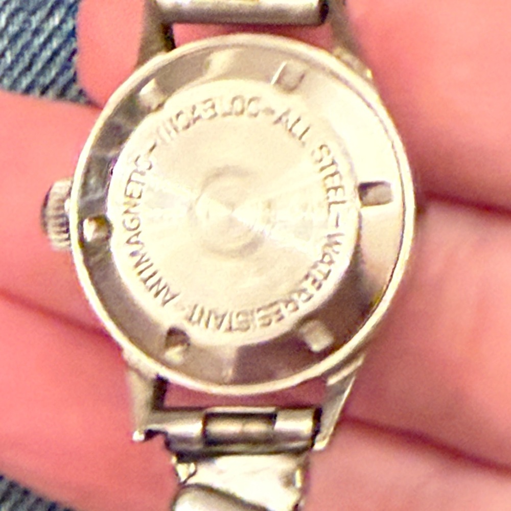 Vintage Silver Watch - Picture 4 of 4